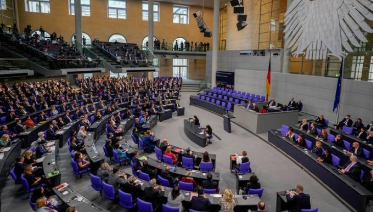 Bundestag Stal Samym Bolshim V Nemeckoj Istorii 674db50