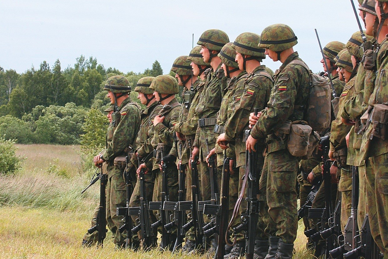 Литовские военнослужащие