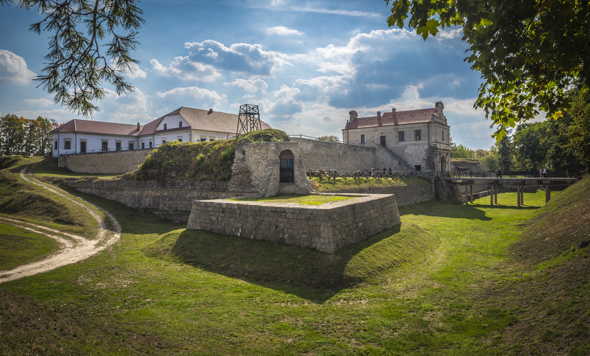 Фото: В Тернопольской области начались реставрационные работы в Збаражском замке по программе "Большая реставрация"