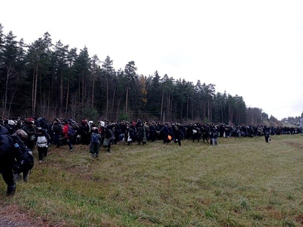 Фото: Мигранты на белорусско-польской границе